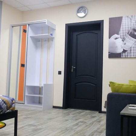 Uneed Rooms M1 Kiev Bagian luar foto